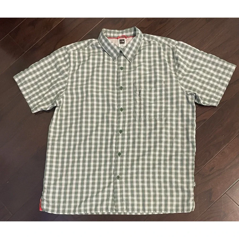 The North Face Button Up Shirt Mens Lg Green Plaid Short Sleeve Hiking Gorpcore